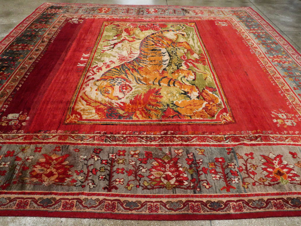 Antique Pictorial Oushak Carpet, No.20483 - Gsblank
