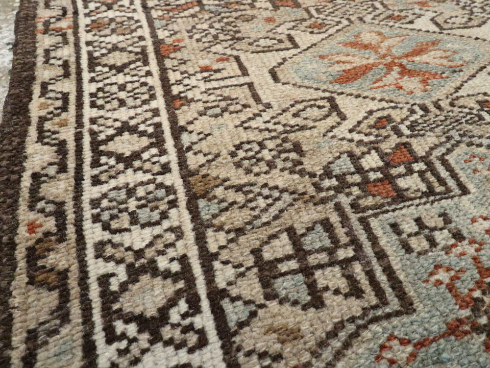 Vintage Persian Karajeh Rug, No.20501 - Gsblank