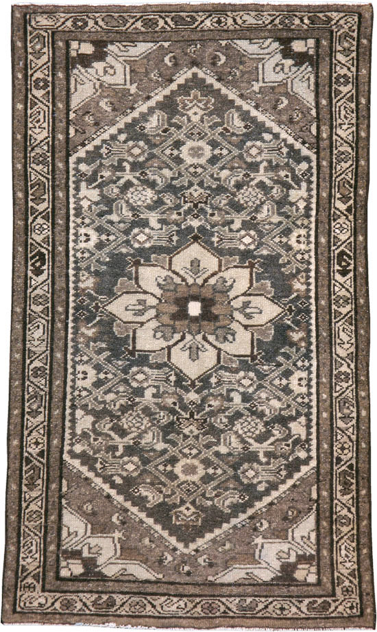 Vintage Persian Malayer Throw Rug, No.20513 - Gsblank