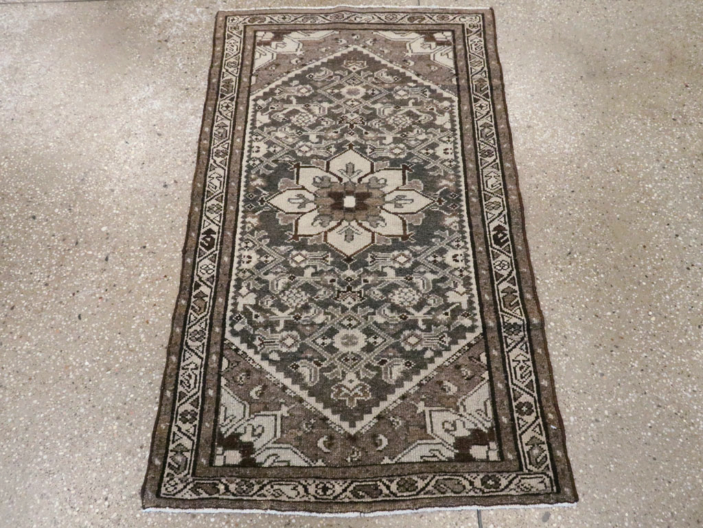 Vintage Persian Malayer Throw Rug, No.20513 - Gsblank