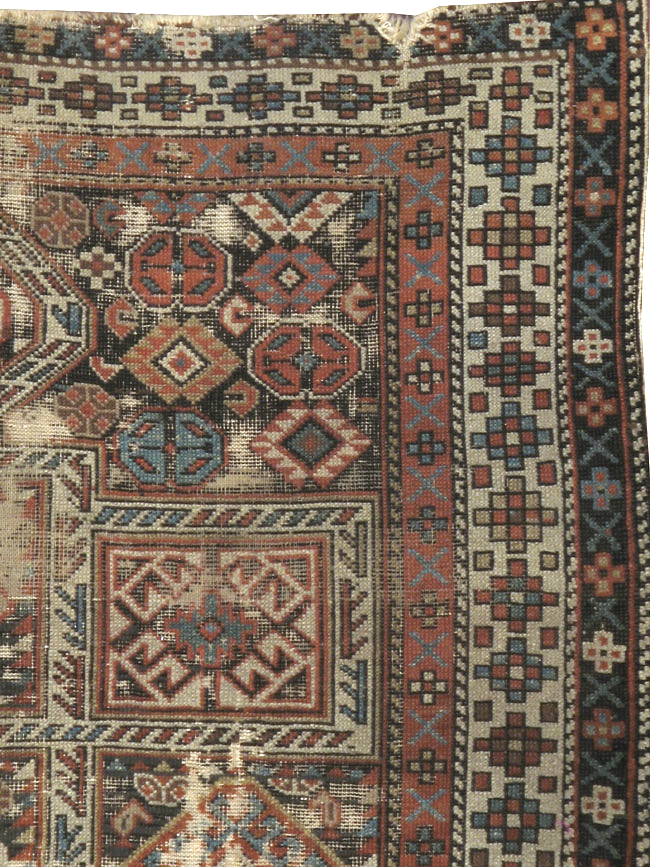 Antique Caucasian Shirvan Distressed Rug, No.20516 - Gsblank