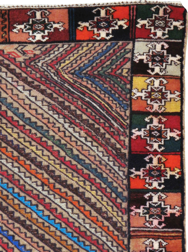 Vintage Persian Afshar Rug, No.20518 - Gsblank