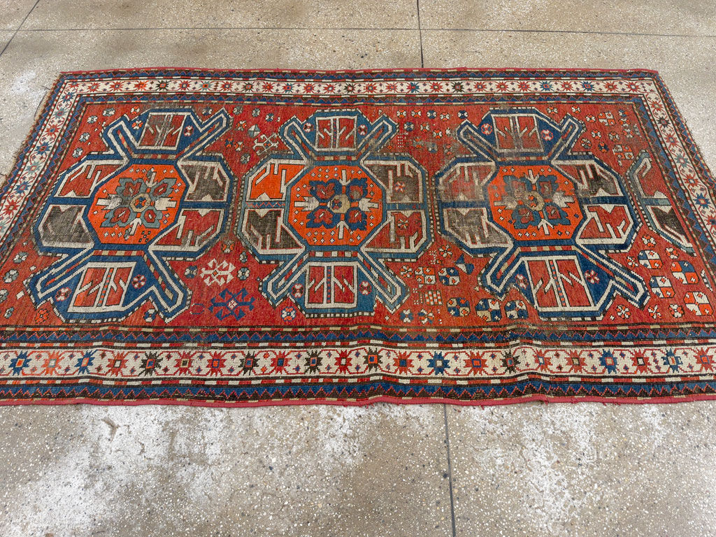 Antique Caucasian Kazak Distressed Rug, No.20529 - Gsblank