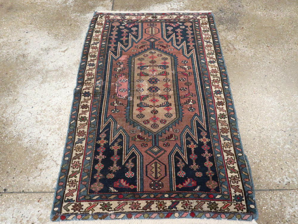 Antique Persian Malayer Rug, No.20538 - Gsblank