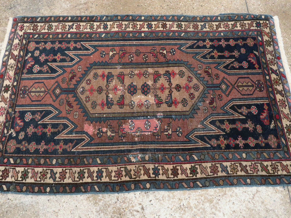 Antique Persian Malayer Rug, No.20538 - Gsblank