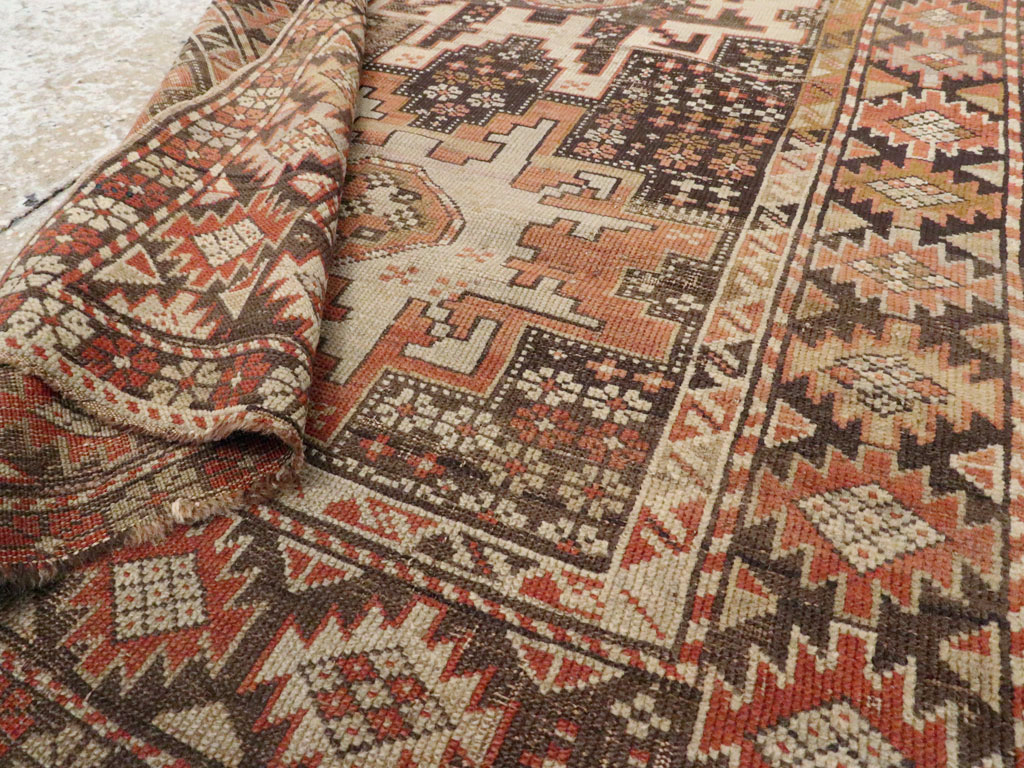 Antique Caucasian Kuba Distressed Rug, No.20547 - Gsblank