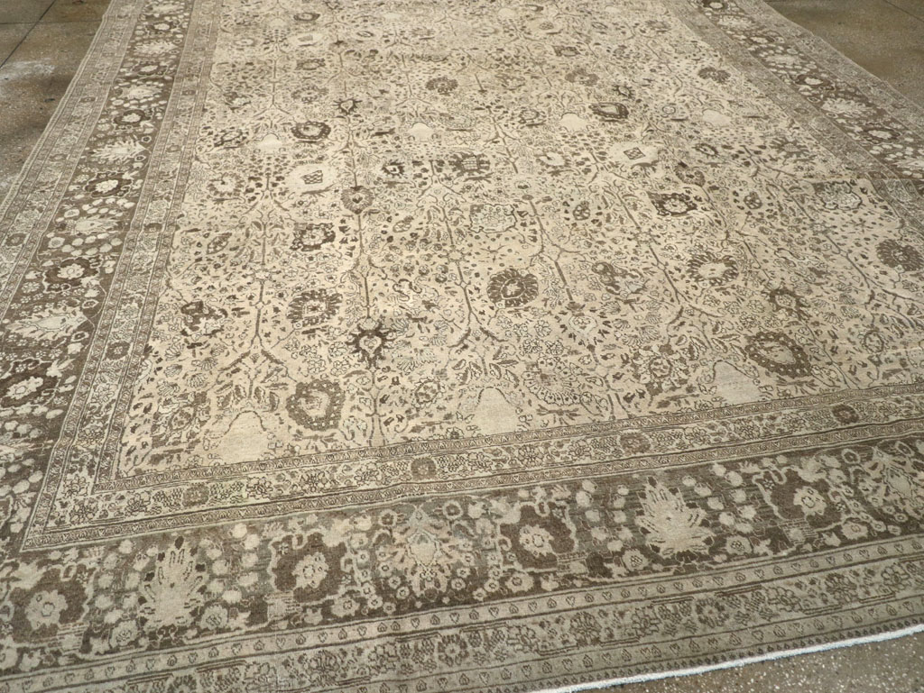 Antique Persian Tabriz Carpet, No.20552 - Gsblank