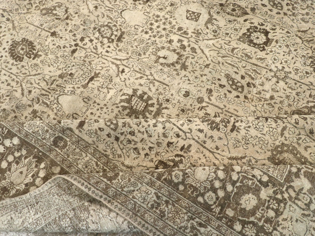 Antique Persian Tabriz Carpet, No.20552 - Gsblank