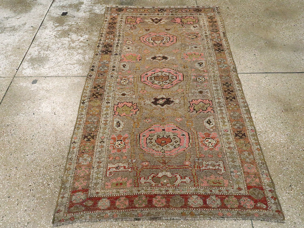 Antique Persian Kurdish Rug, No.20611 - Gsblank