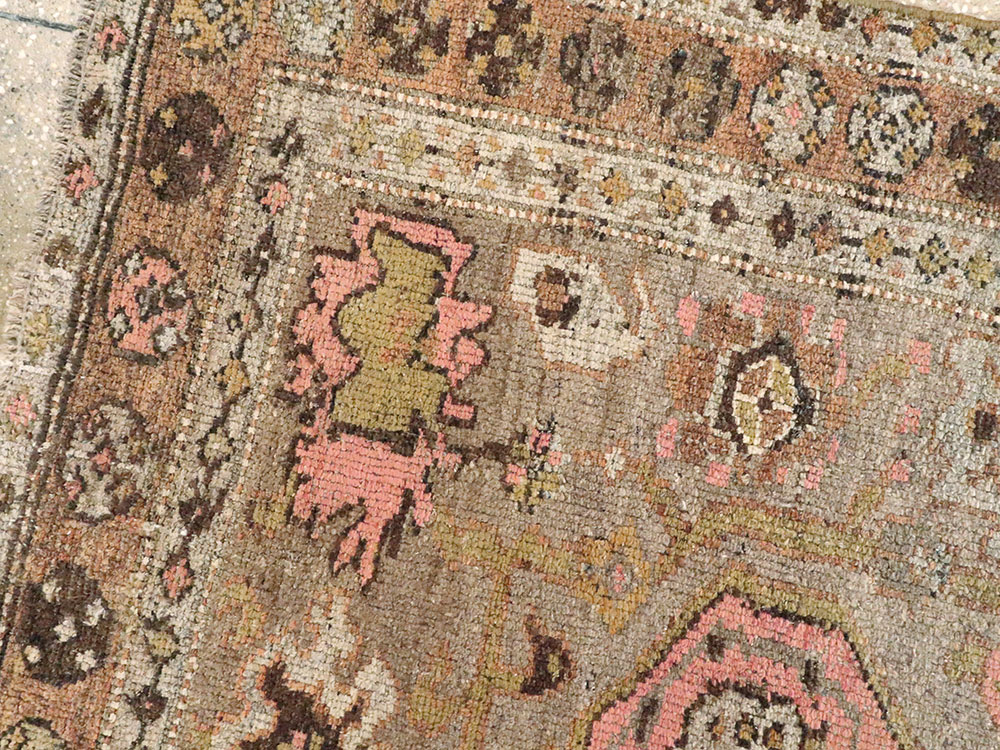 Antique Persian Kurdish Rug, No.20611 - Gsblank