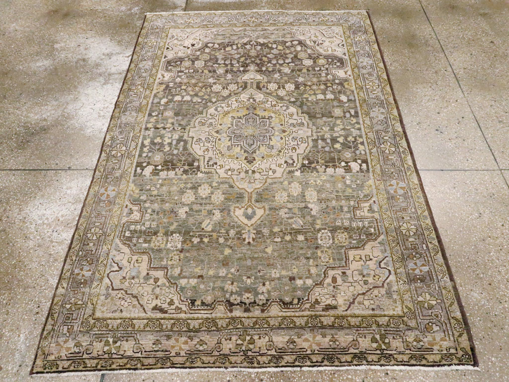Antique Persian Sarouk Fereghan Rug, No.20627 - Gsblank