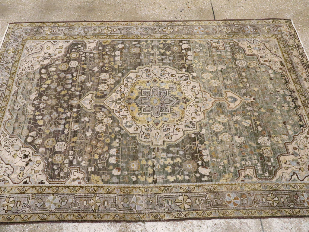 Antique Persian Sarouk Fereghan Rug, No.20627 - Gsblank