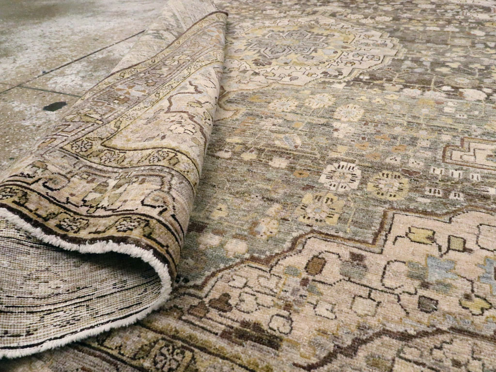 Antique Persian Sarouk Fereghan Rug, No.20627 - Gsblank