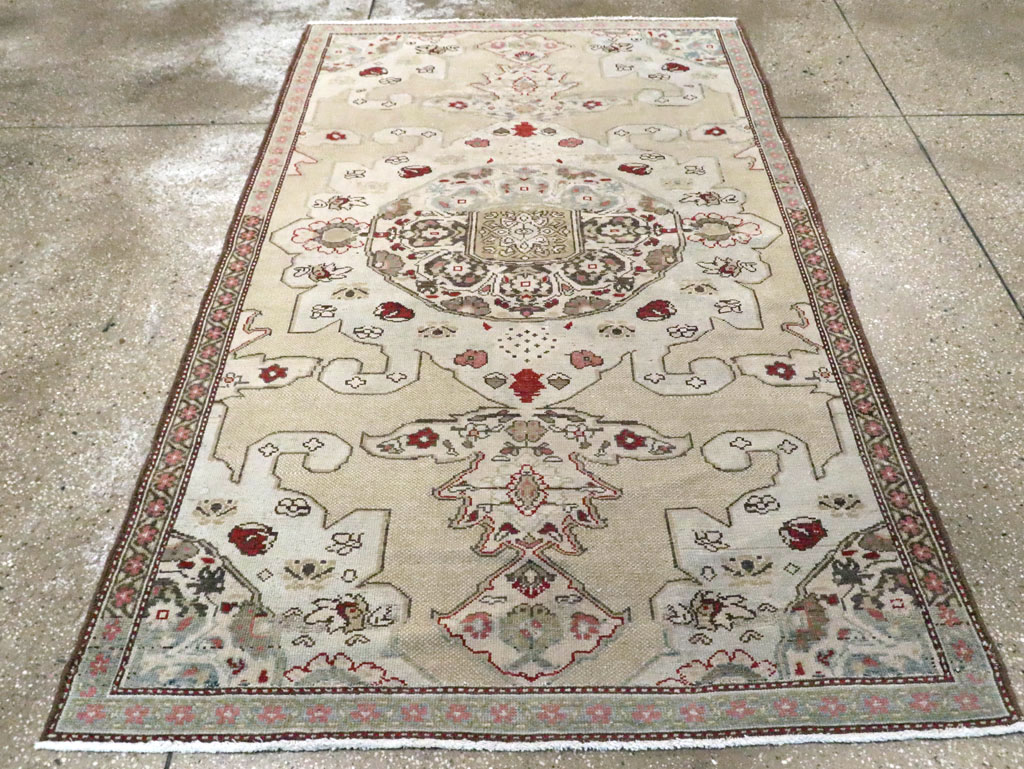 Antique Persian Malayer Rug, No.20636 - Gsblank
