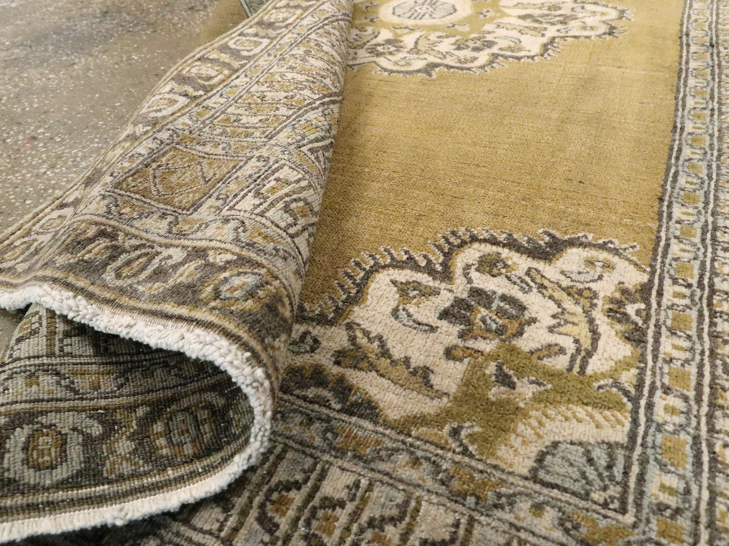 Antique Persian Khorossan Rug, No.20657 - Gsblank
