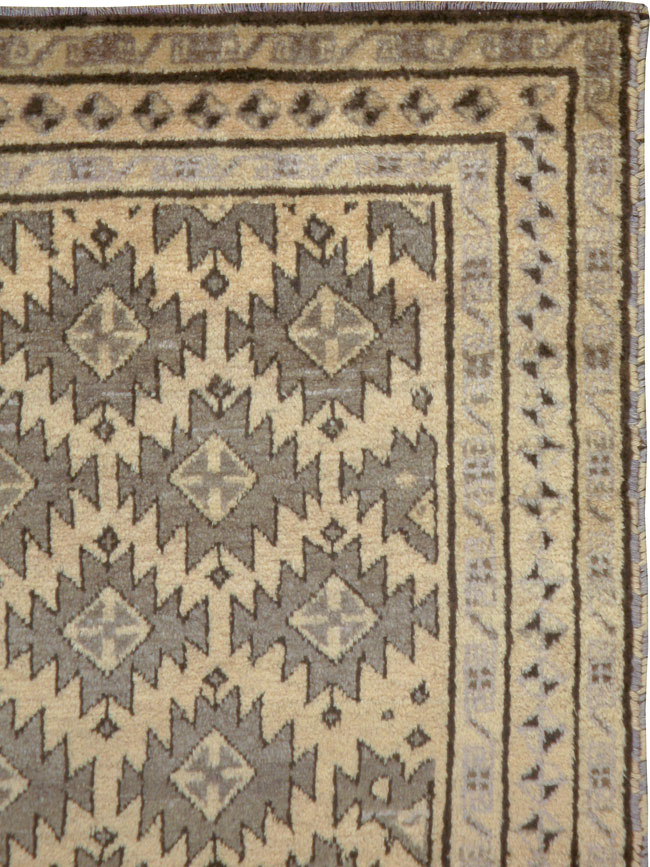 Vintage Persian Baluch Rug, No.20683 - Gsblank