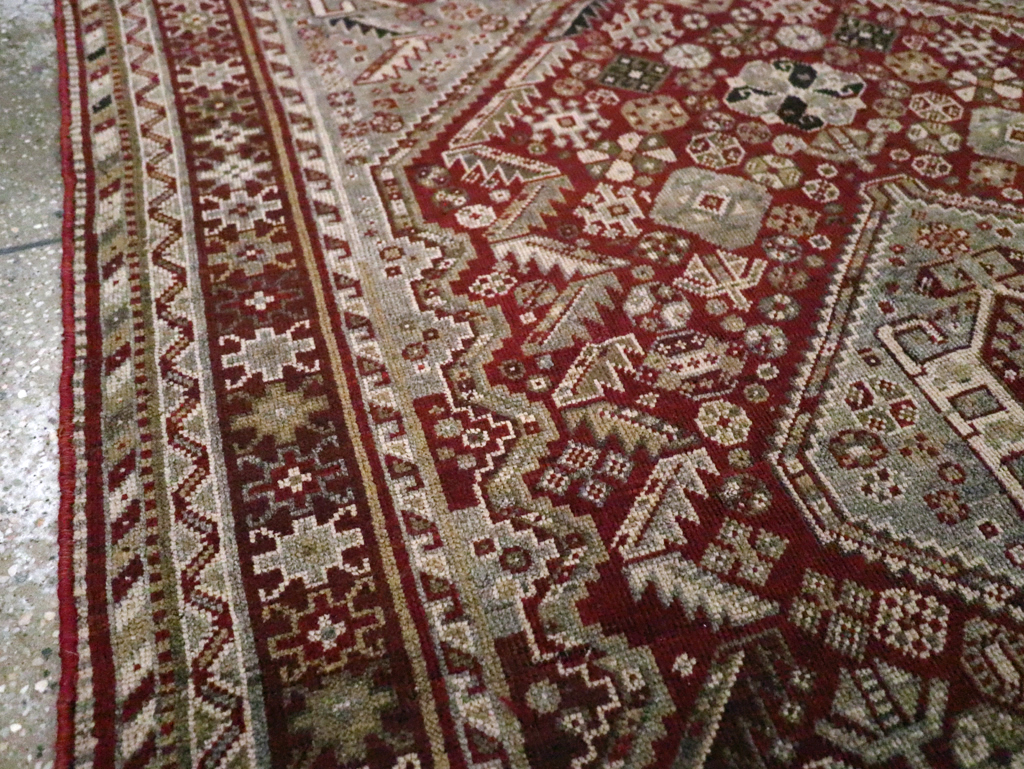 Antique Persian Qashqai Rug, No.20704 - Gsblank