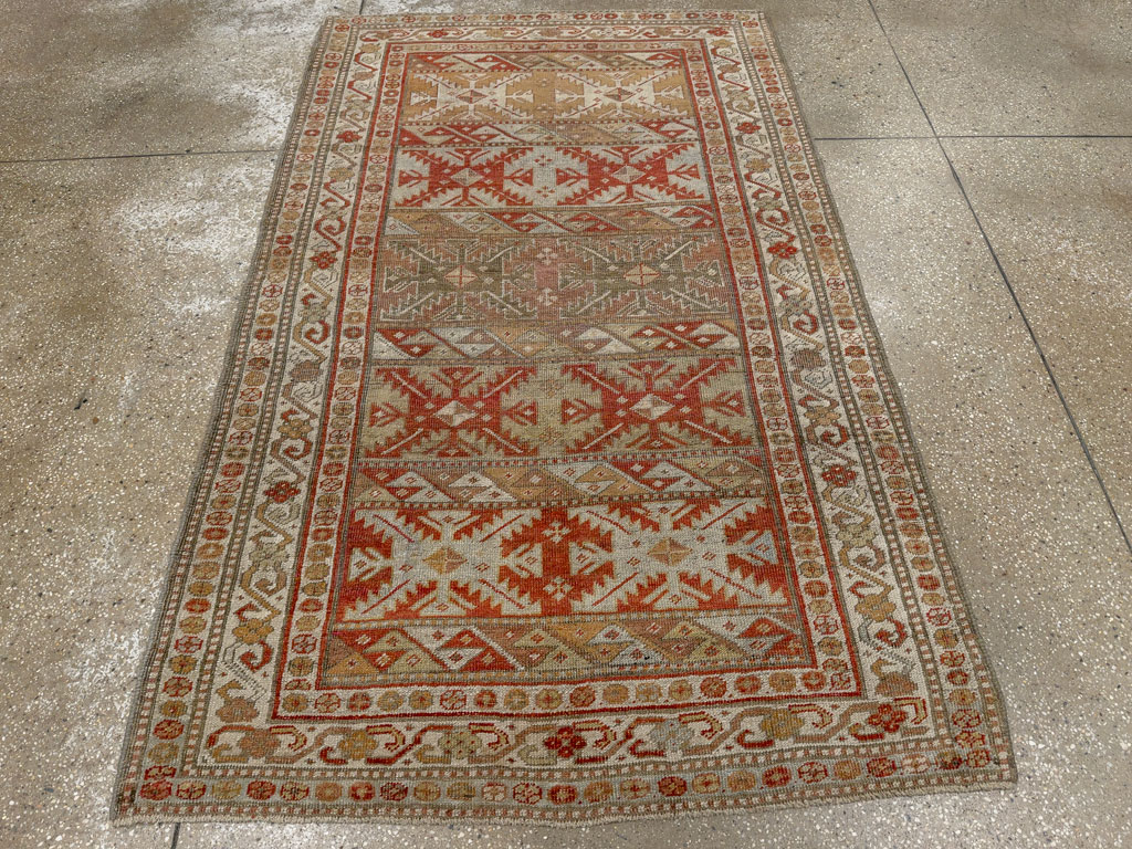 Antique Persian Bidjar Rug, No.20762 - Gsblank
