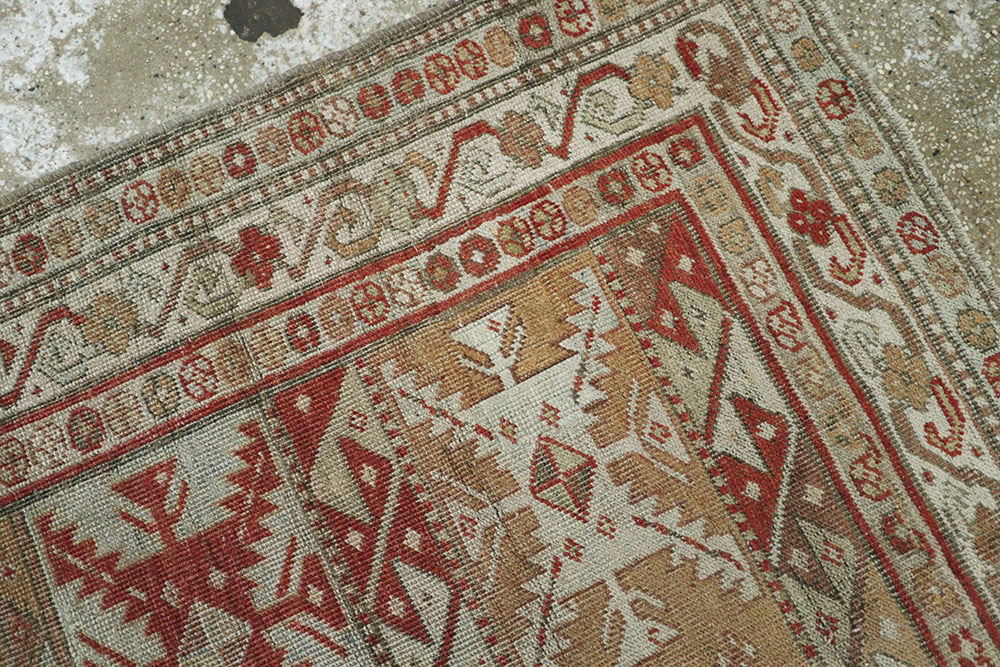Antique Persian Bidjar Rug, No.20762 - Gsblank