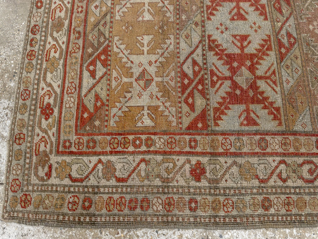 Antique Persian Bidjar Rug, No.20762 - Gsblank