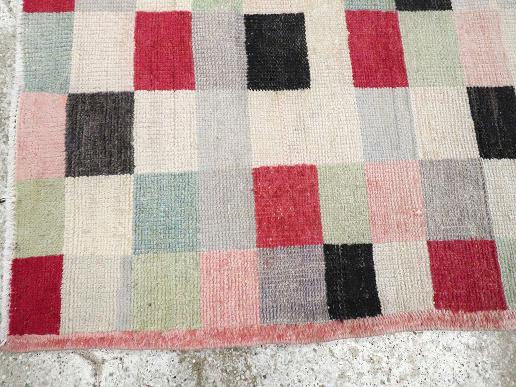 Vintage Turkish Art Deco Accent Carpet, No.20813 - Gsblank