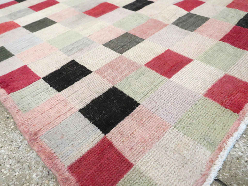 Vintage Turkish Art Deco Accent Carpet, No.20813 - Gsblank