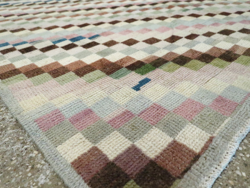 Vintage Turkish Anatolian Distressed Rug, No.20830 - Gsblank