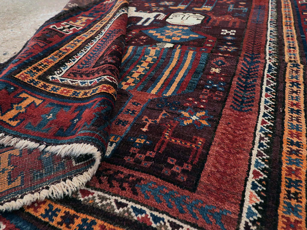 Vintage Persian Baluch Pictorial Rug, No.20886 - Gsblank
