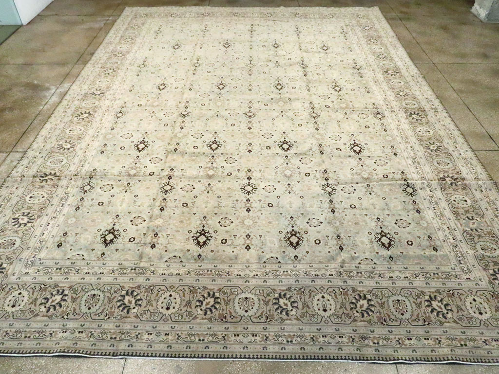 Antique Persian Tabriz Carpet, No.20903 - Gsblank