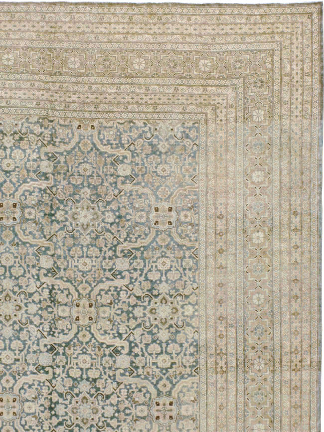 Antique Persian Tabriz Carpet, No.20910 - Gsblank