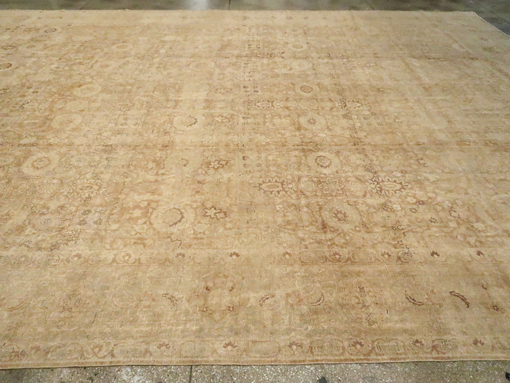 Antique Persian Lavar Kerman Carpet, No.20925 - Gsblank