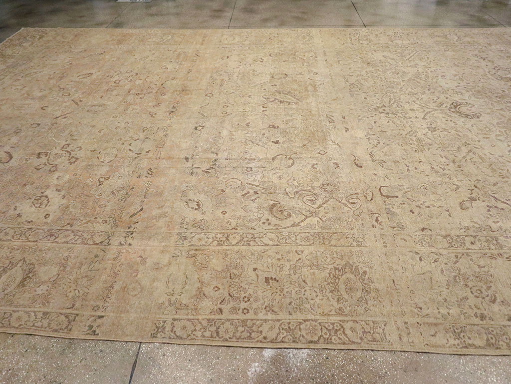 Antique Persian Tabriz Oversize Carpet, No.20929 - Gsblank