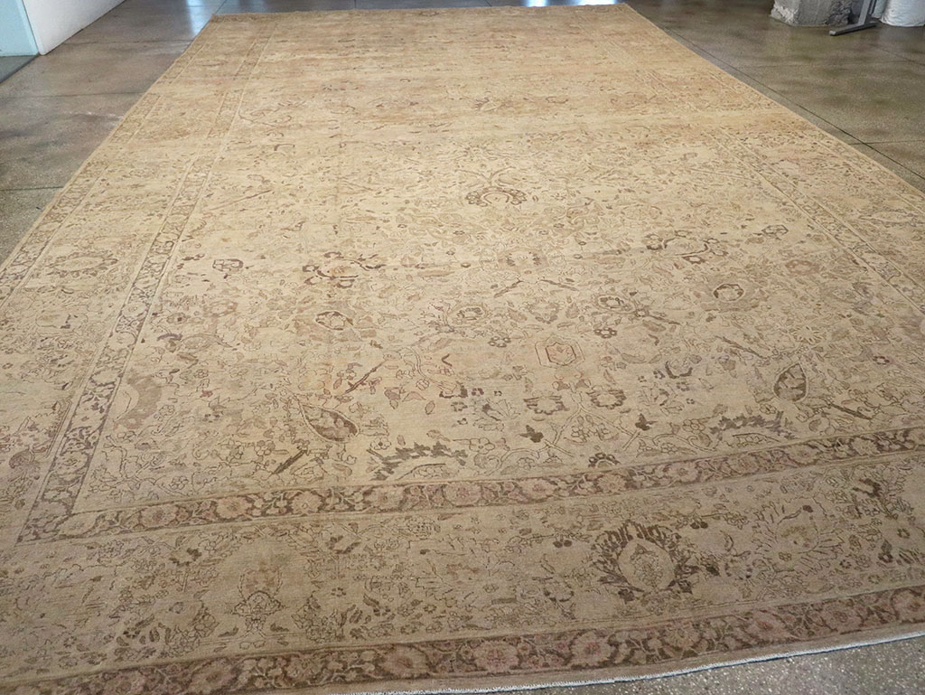 Antique Persian Tabriz Oversize Carpet, No.20929 - Gsblank
