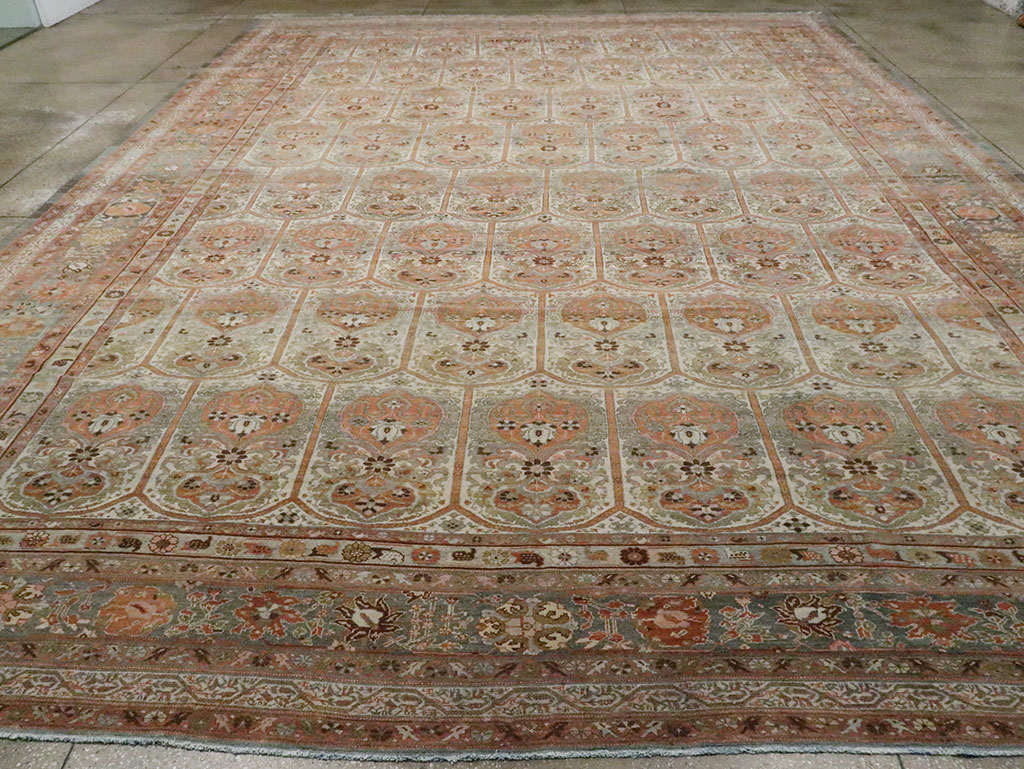 Antique Persian Malayer Carpet, No.20930 - Gsblank
