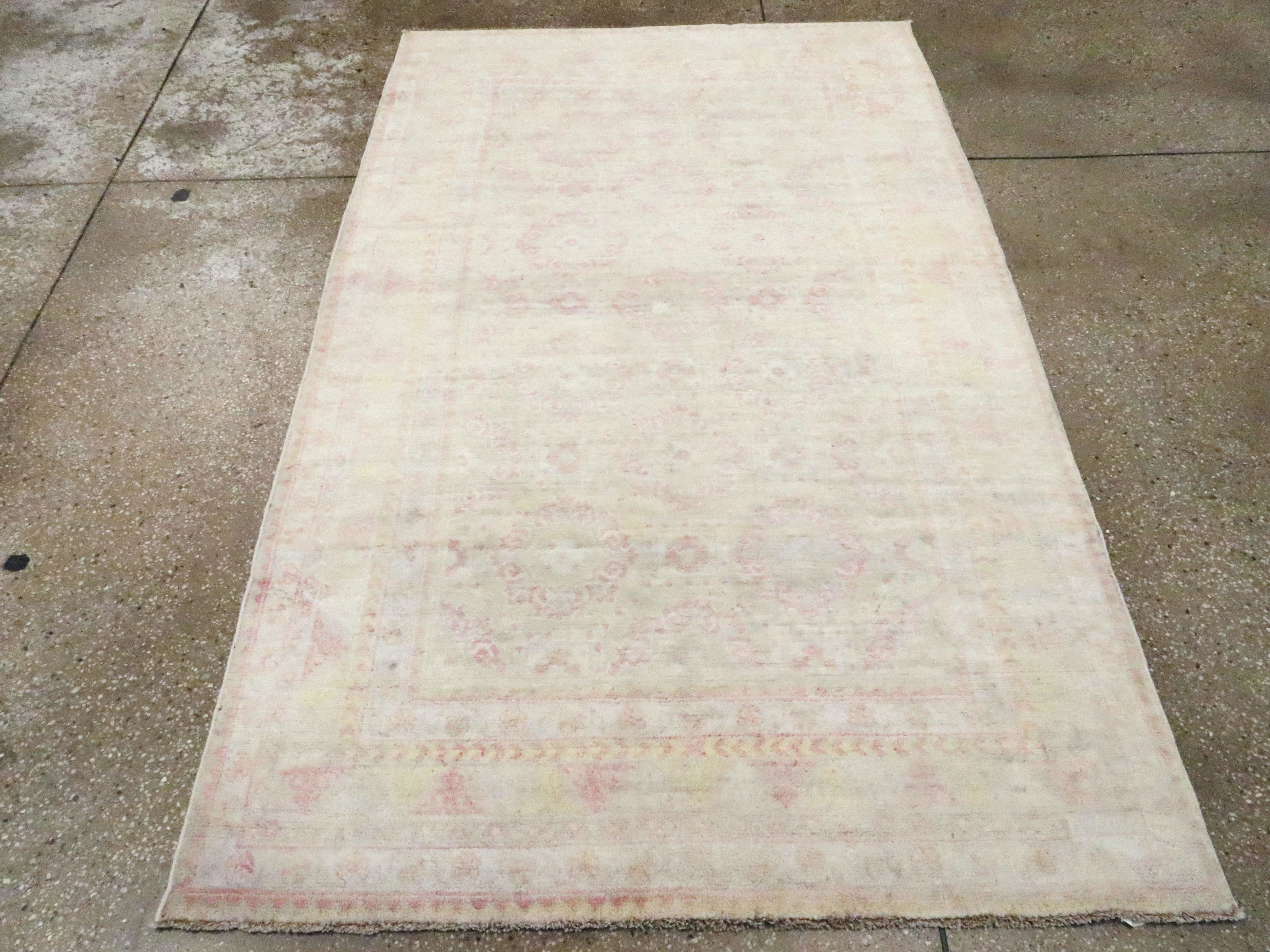 Vintage Indian Cotton Agra Rug, No.20944 - Gsblank