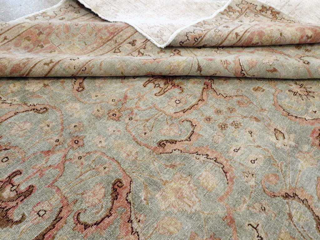 Antique Persian Tabriz Carpet, No.20959 - Gsblank