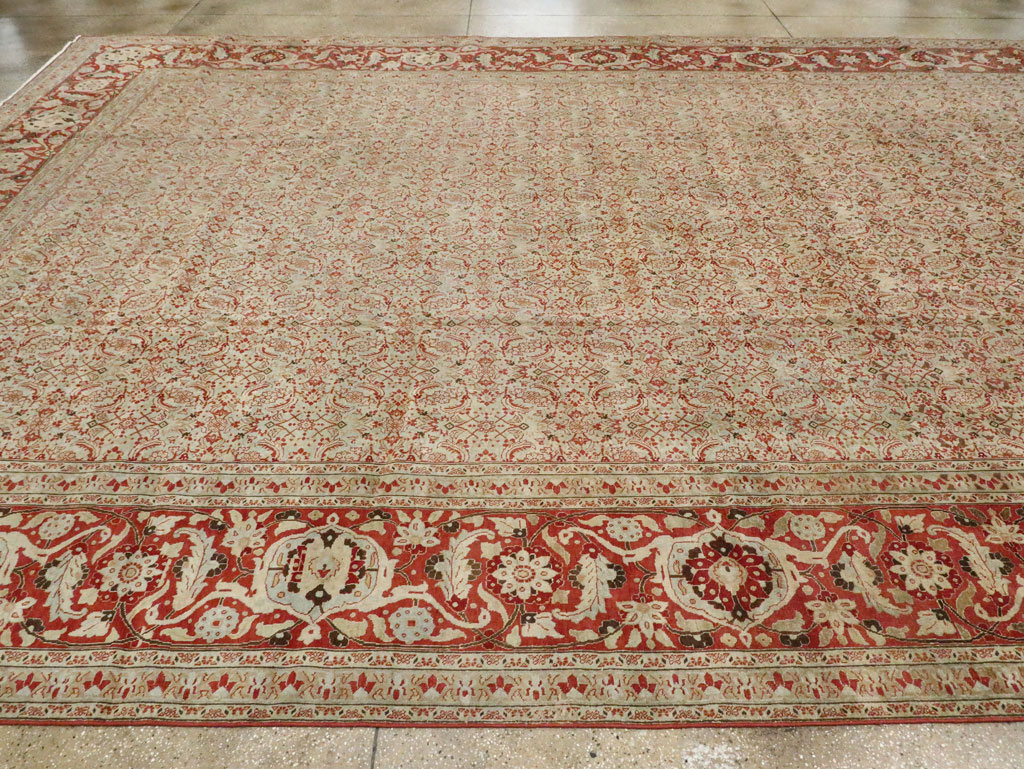 Antique Persian Tabriz Carpet, No.21012 - Gsblank