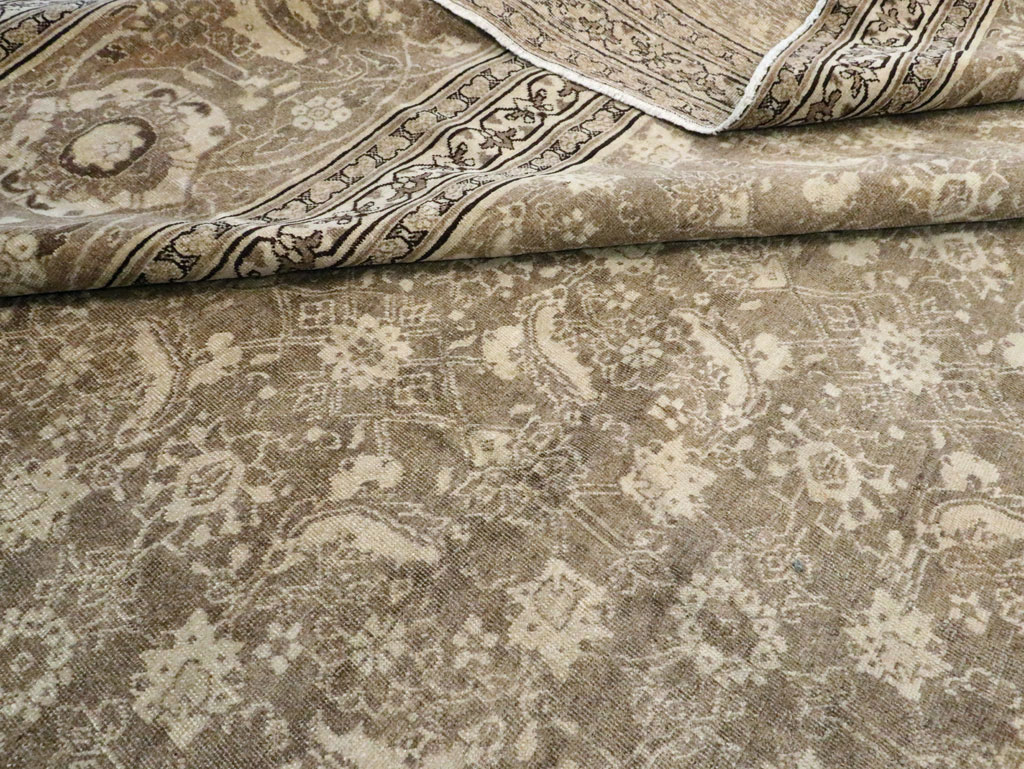 Antique Persian Tabriz Carpet, No.21025 - Gsblank