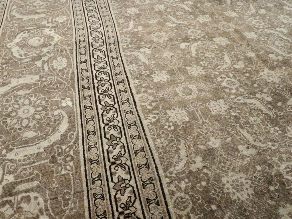 Antique Persian Tabriz Carpet, No.21025 - Gsblank