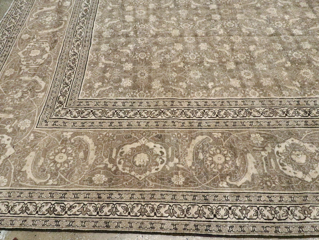 Antique Persian Tabriz Carpet, No.21025 - Gsblank