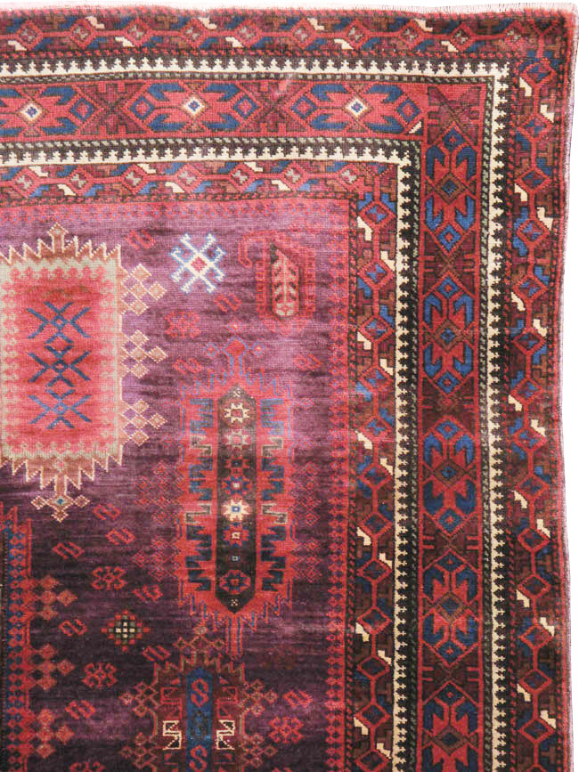 Vintage Indian Agra Carpet, No.21030 - Gsblank