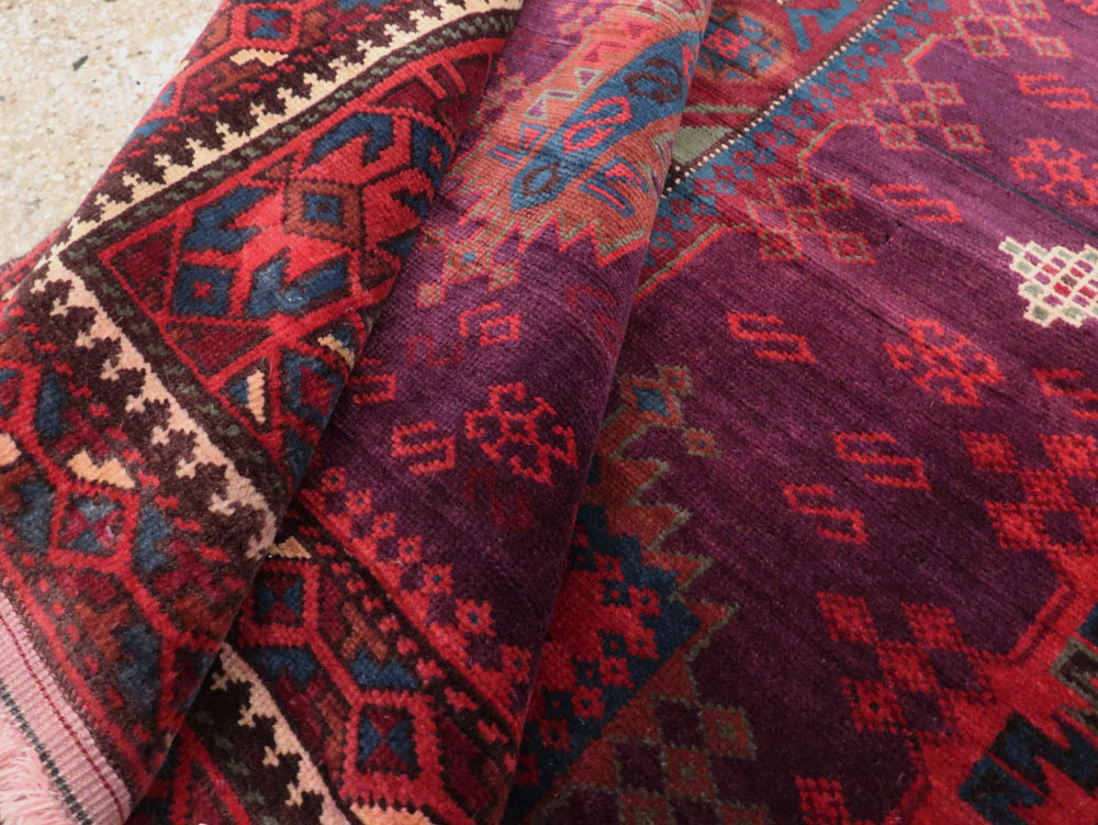 Vintage Indian Agra Carpet, No.21030 - Gsblank