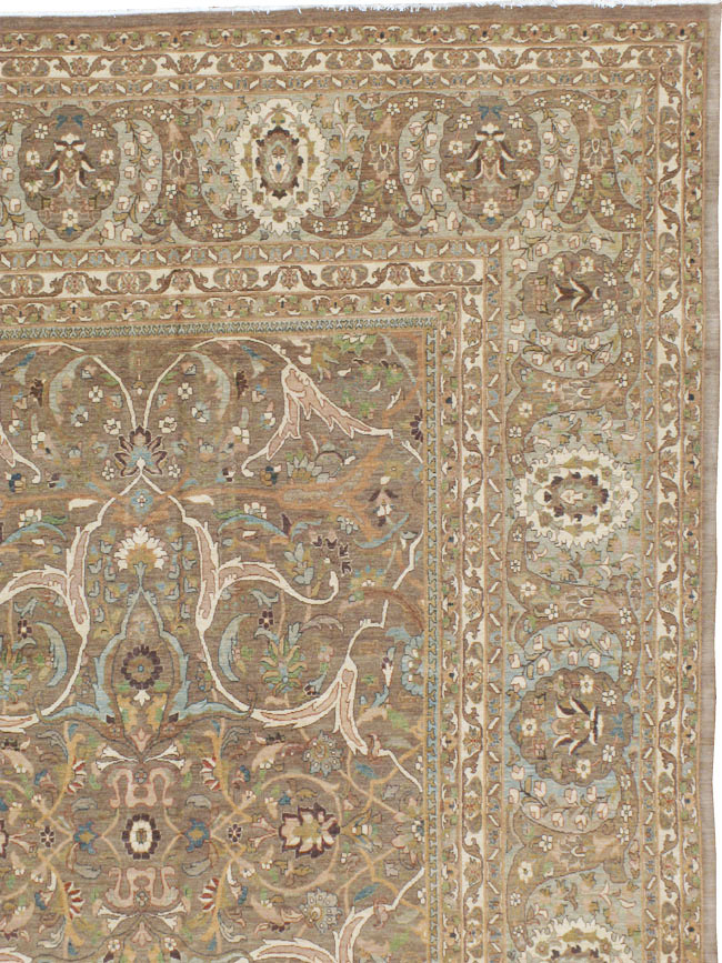 Contemporary Persian Tabriz Carpet, No.21031 - Gsblank