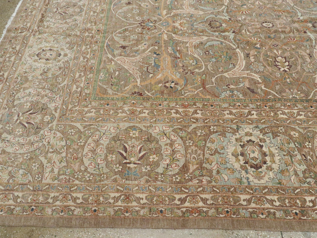 Contemporary Persian Tabriz Carpet, No.21031 - Gsblank