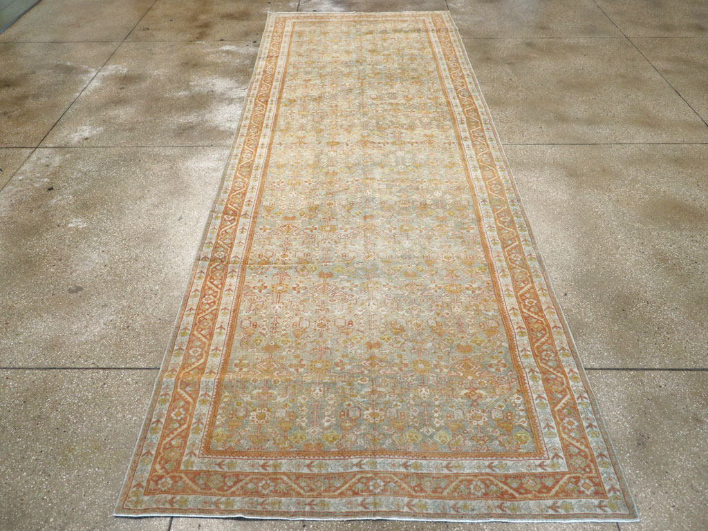 Antique Persian Mahal Gallery Carpet, No.21035 - Gsblank