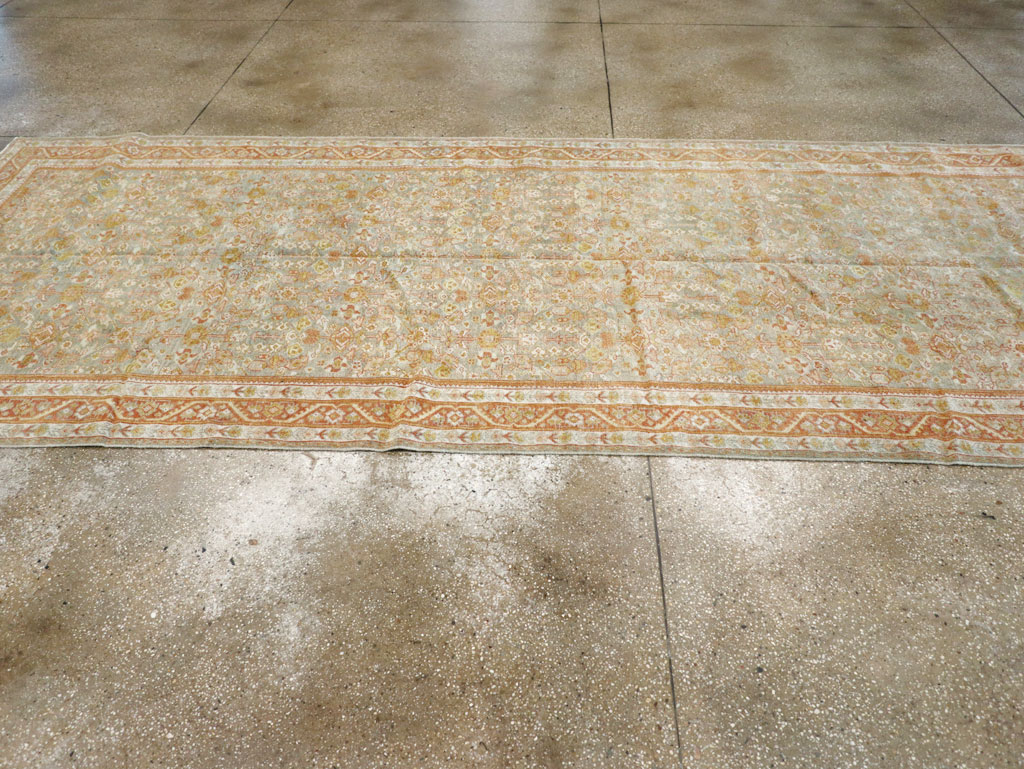 Antique Persian Mahal Gallery Carpet, No.21035 - Gsblank