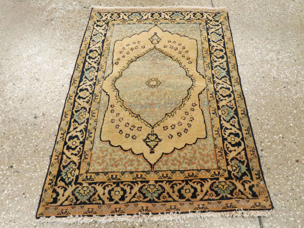 Antique Persian Tabriz Hagi Jalili Rug, No.21045 - Gsblank