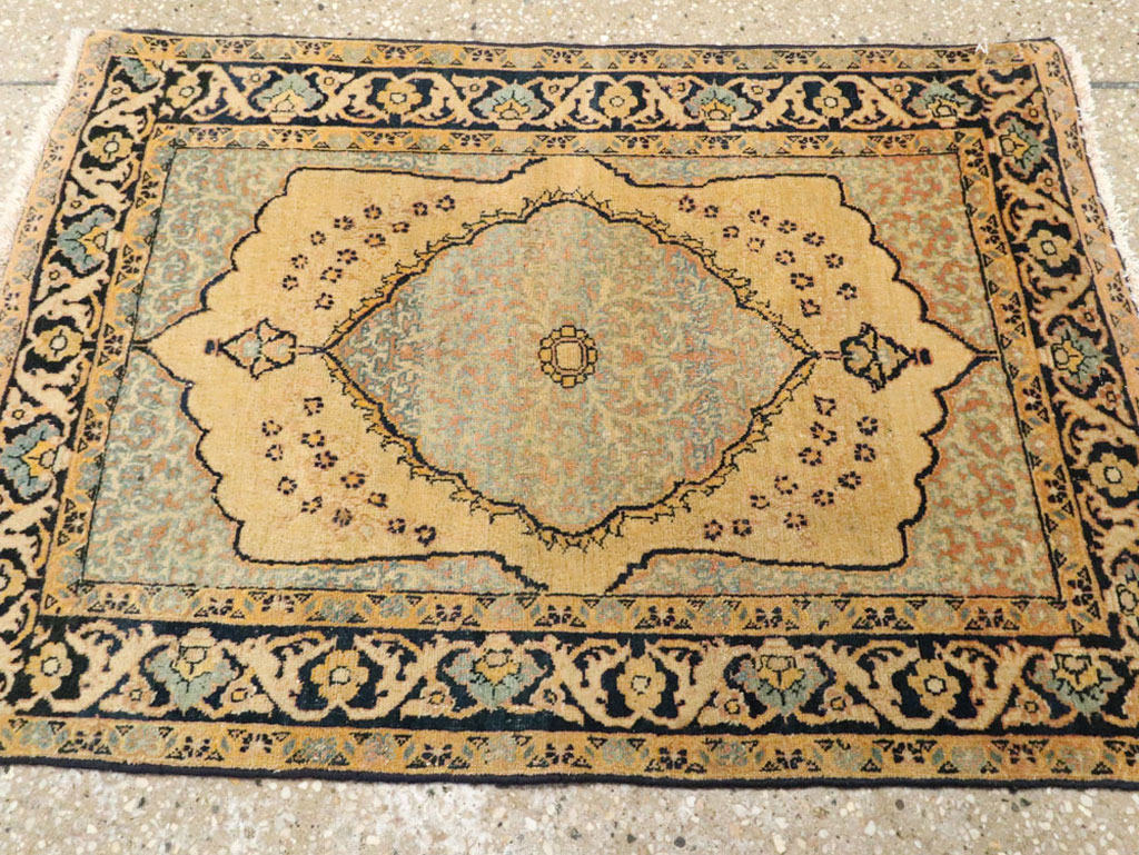 Antique Persian Tabriz Hagi Jalili Rug, No.21045 - Gsblank
