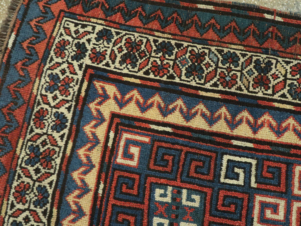 Antique Caucasian Kazak Rug, No.21065 - Gsblank