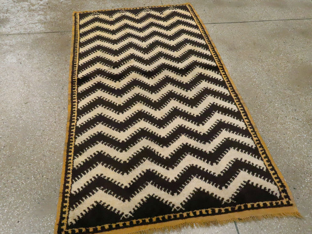 Vintage Moroccan Rug, No.21072 - Gsblank